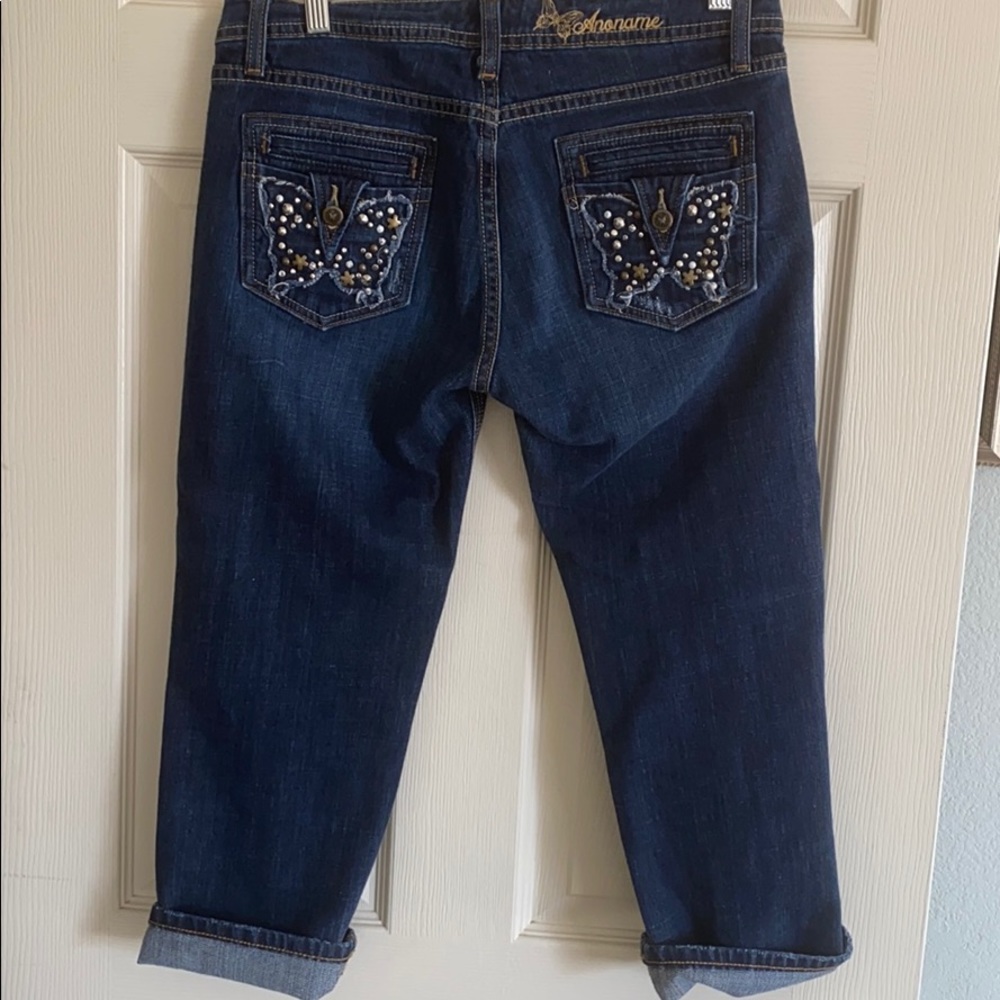 BOGO Anoname crops jeans